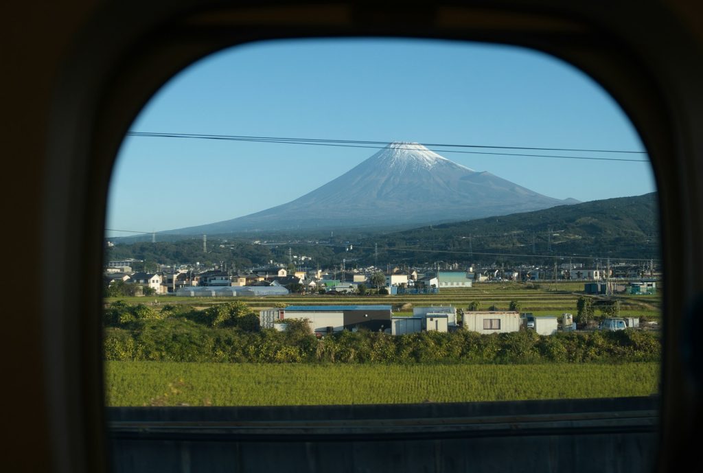 shinkasen-mt-fuji-japan